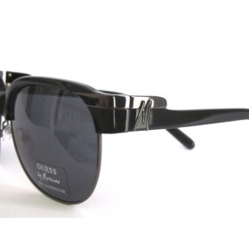 Ladies Guess by Marciano Designer Sunglasses, complete with case and cloth GM 614 Black - 3