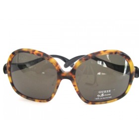 Ladies Guess by Marciano Designer Sunglasses, complete with case and cloth GM 618 Dark Amber 